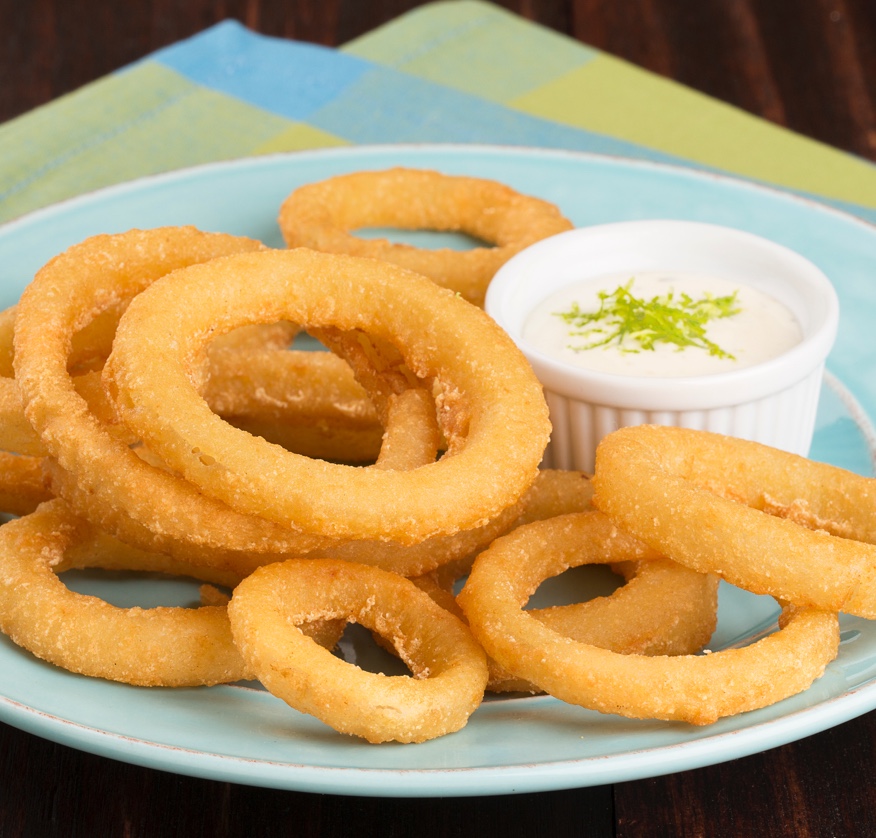 golden-crisp-battered-onion-rings-80010094.jpg