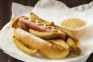 Thousand_Pickle_Dog_with_Spicy_Battered_Pickle_Fries-min.jpg